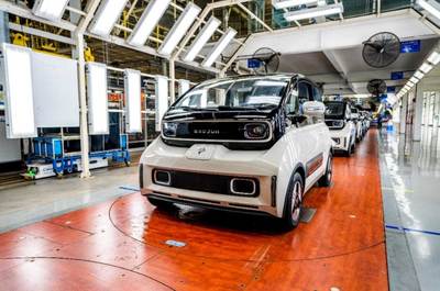 全球新能源車普及者閃耀進(jìn)博 上汽通用五菱以創(chuàng)新驅(qū)動(dòng)綠色未來